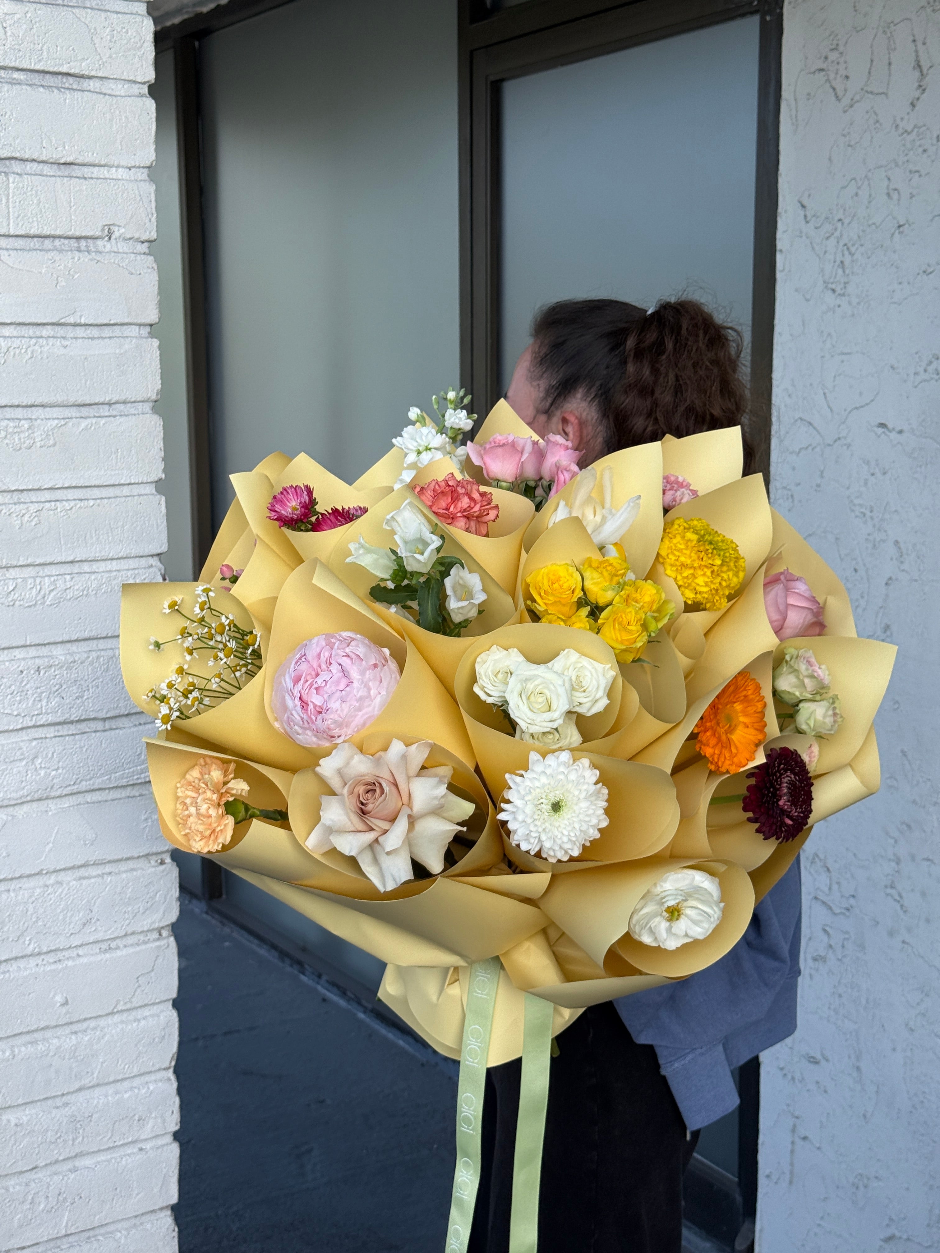 Dopamine Bouquet – Gigi Flower Studio