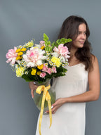 Blush garden rose vase arrangement with chamomile, carnations and seasonal flowers by GiGi Flower Studio