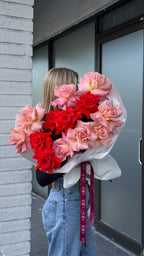 Bouquet Contrast of Love