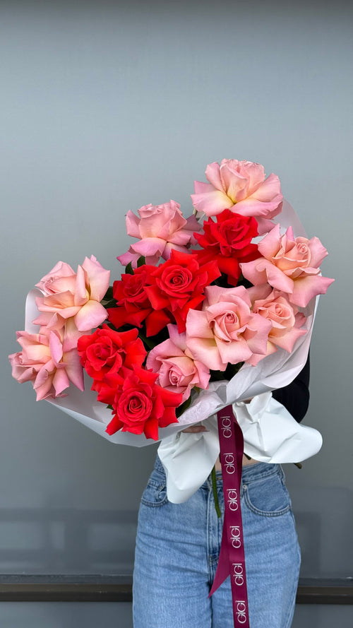 Bouquet Contrast of Love