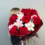 Bouquet Scarlet Bloom