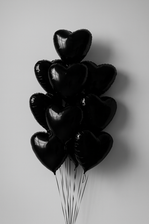 “Black Hearts” Balloons