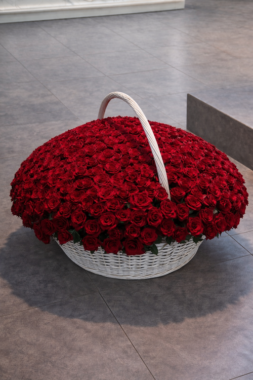 500 Red Roses Basket