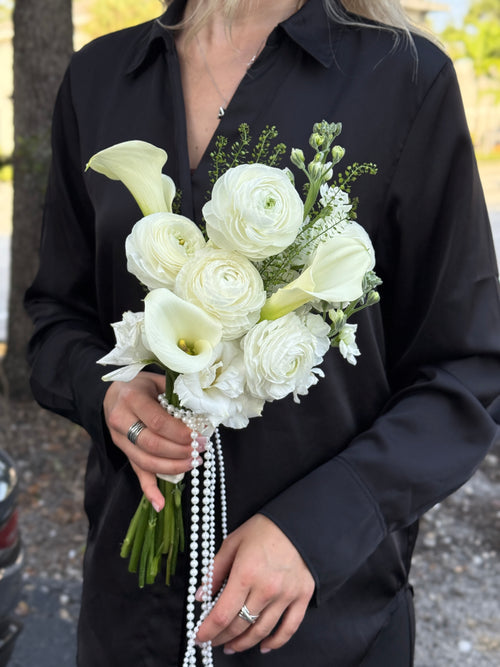 Modern pearl bridal bouquet